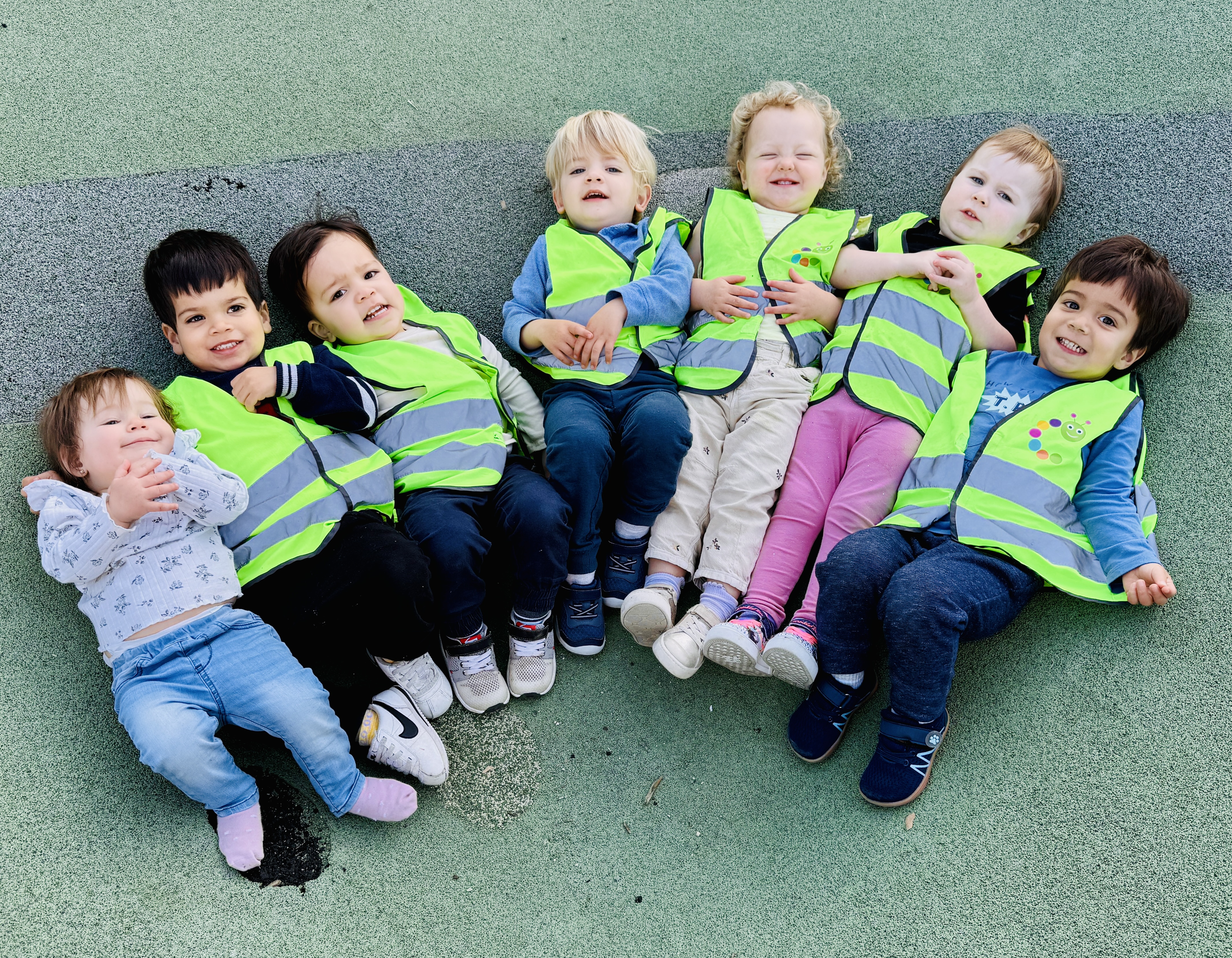 Children on a field trip at Aquatic Park, San Francisco